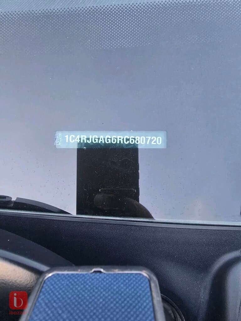 Jeep Grand Cherokee Laredo 8