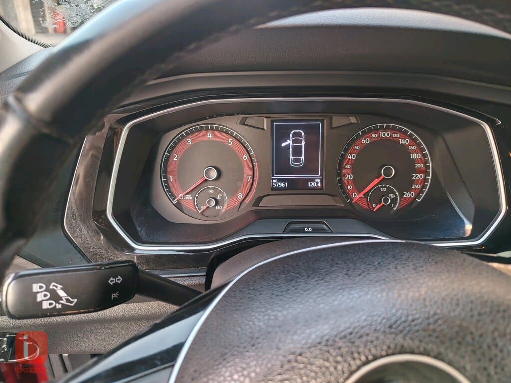 Volkswagen Jetta SE 6