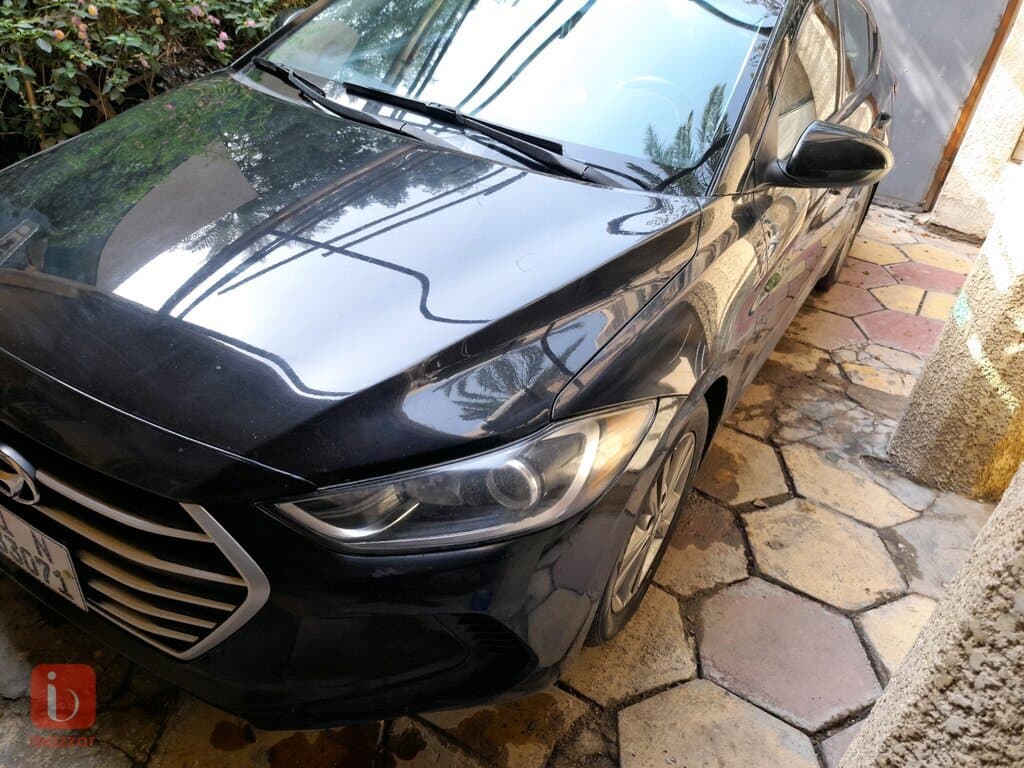 Hyundai Elantra Sport 1