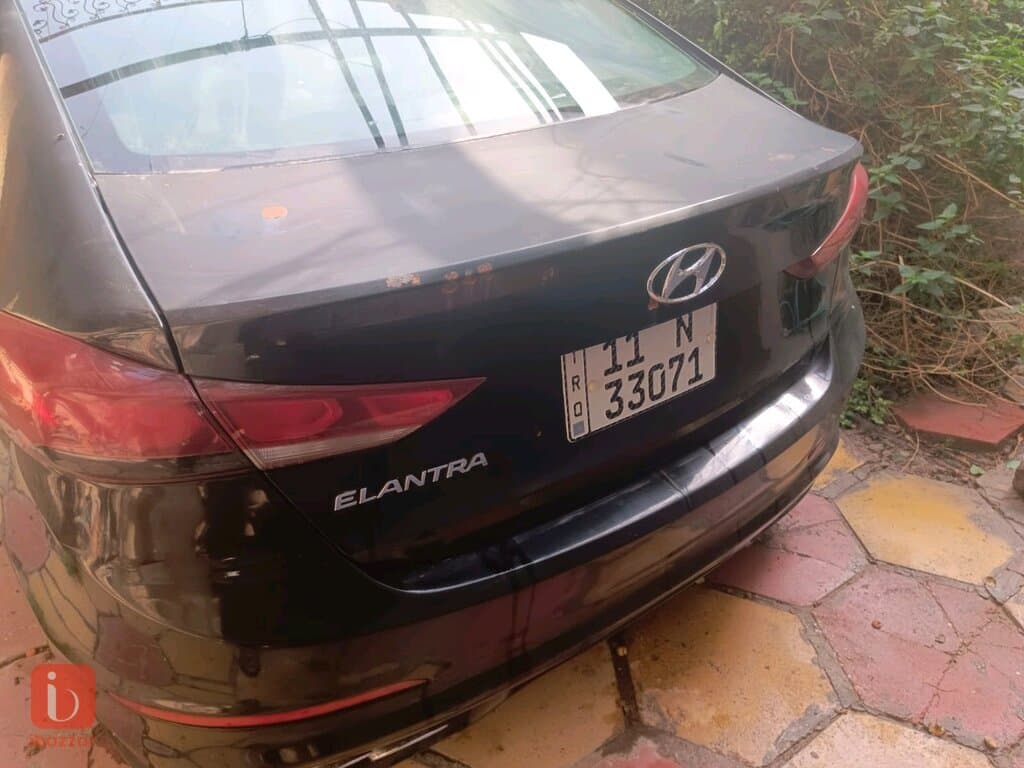 Hyundai Elantra Sport 9