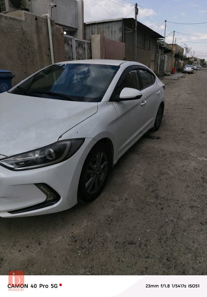 Hyundai Elantra GLS 5