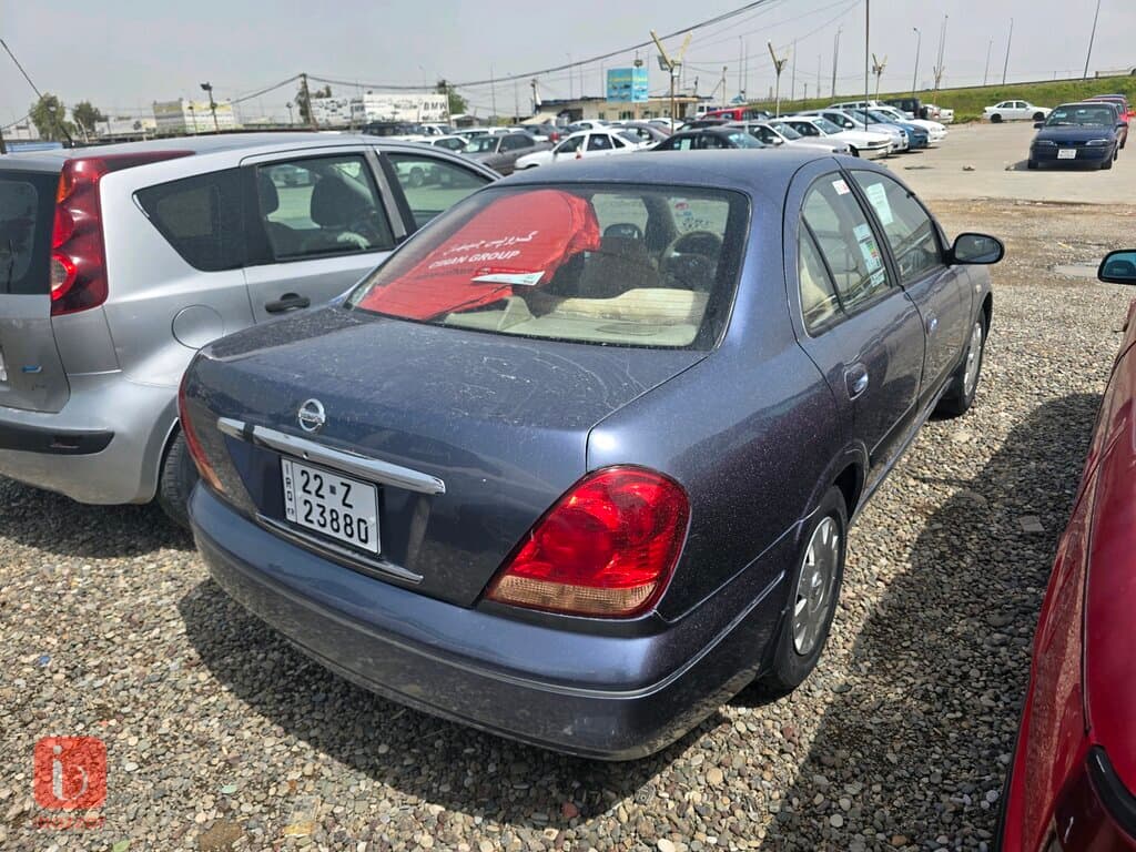 Nissan Sunny 5