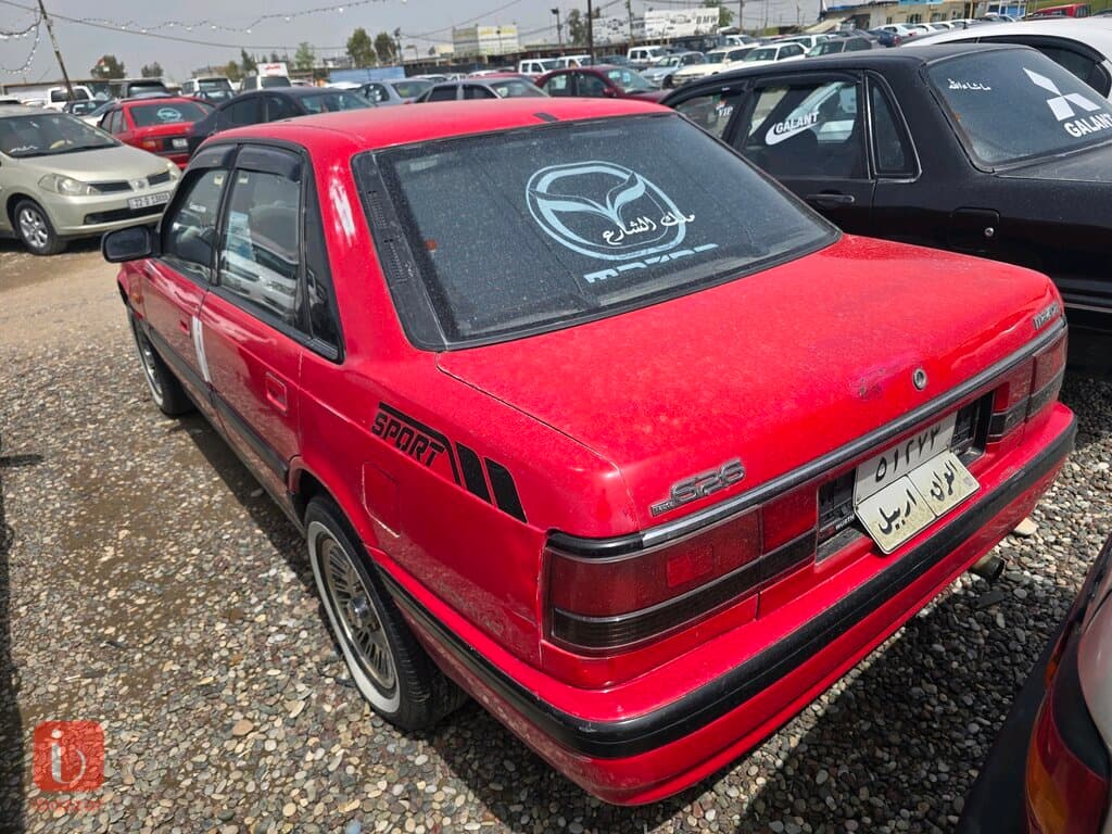 Mazda 626 Base 4