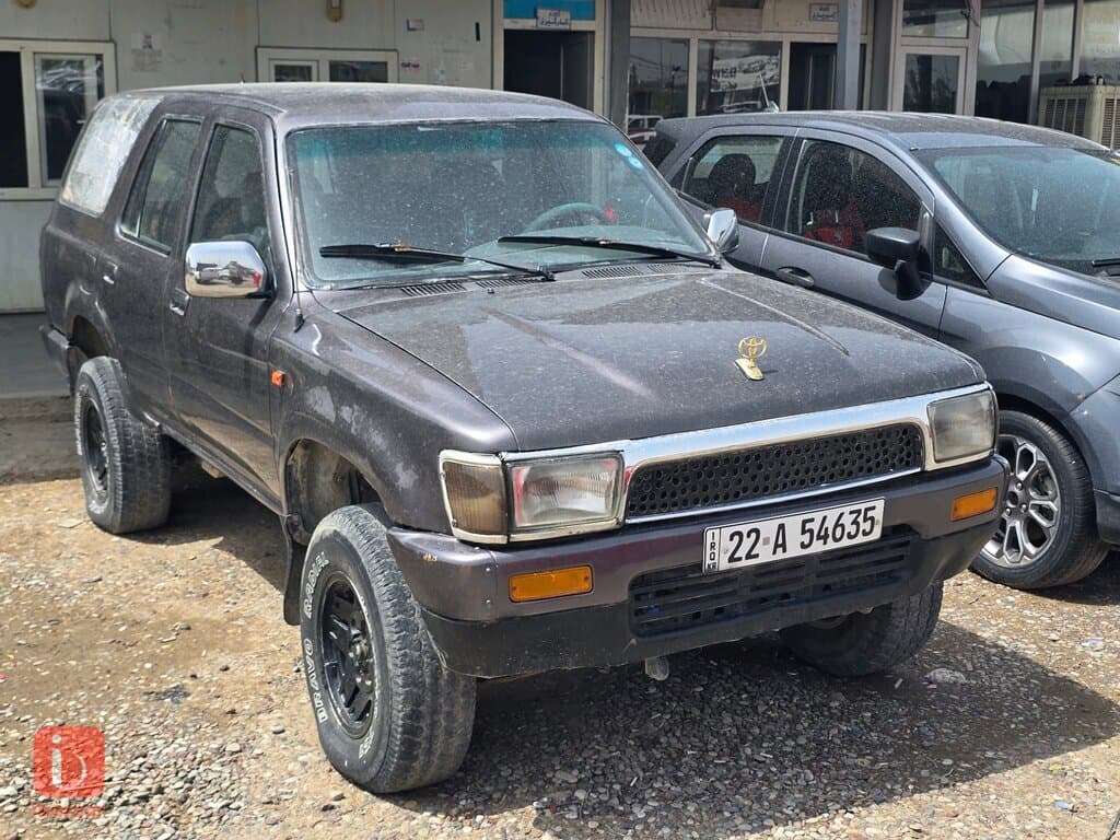 Toyota Hilux 2