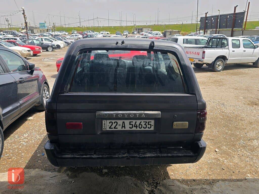 Toyota Hilux 4