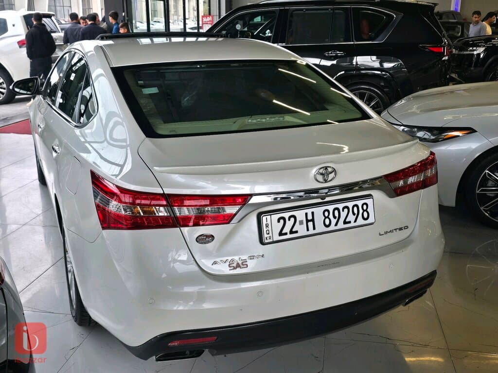 Toyota Avalon Limited 5