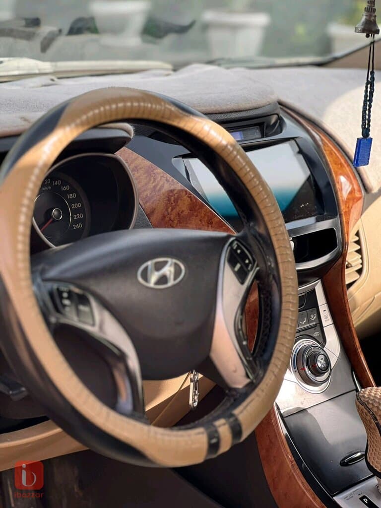 Hyundai Elantra GLS 7