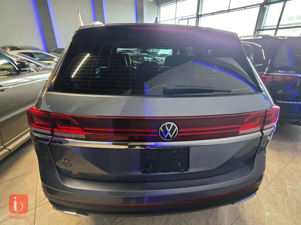 Volkswagen Atlas 5