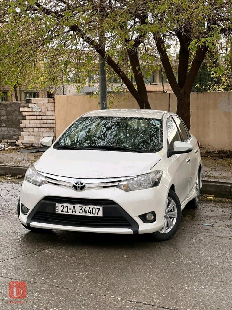 Toyota Yaris Sport 1