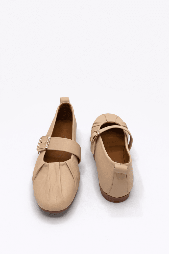 Grand Oxford Women's Leather Shoes - Cream (40) 3