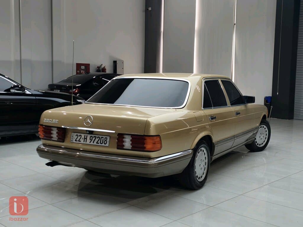 Mercedes-Benz S-Class 5