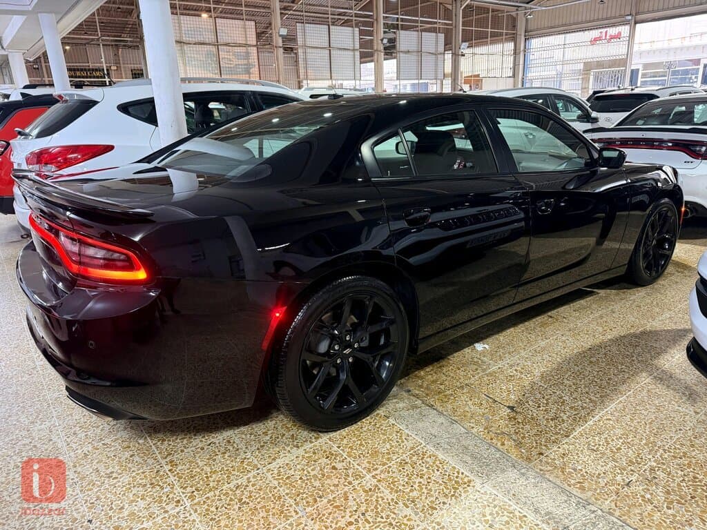 Dodge Charger SXT 7