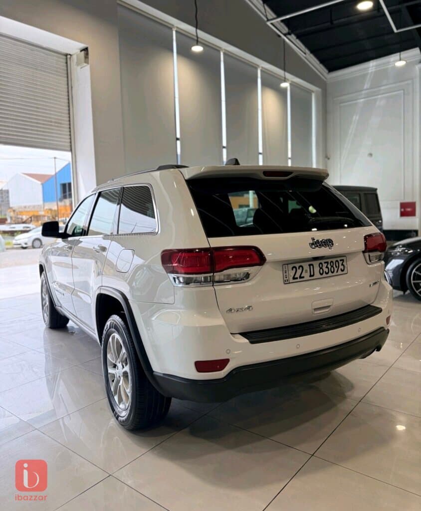Jeep Grand Cherokee Laredo 6
