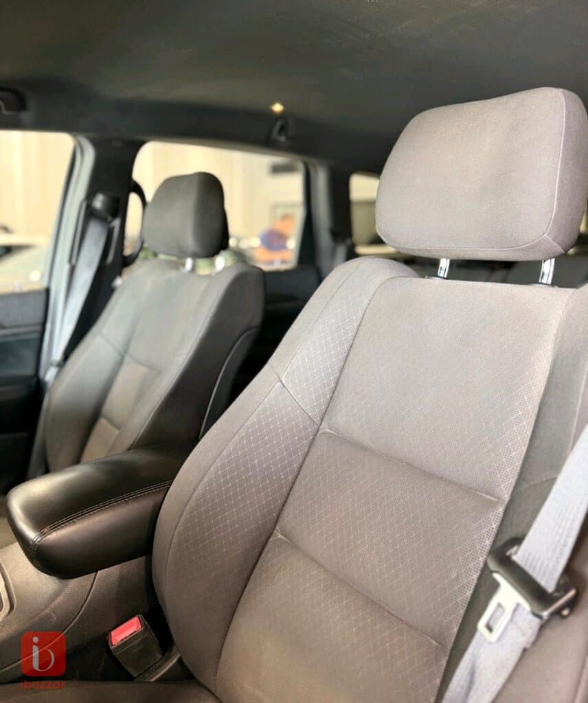 Jeep Grand Cherokee Laredo 8
