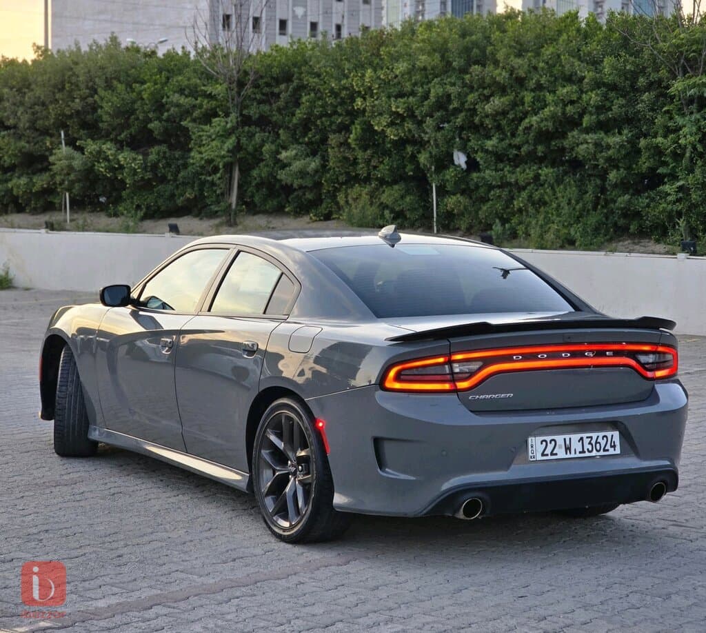 Dodge Charger SXT 7