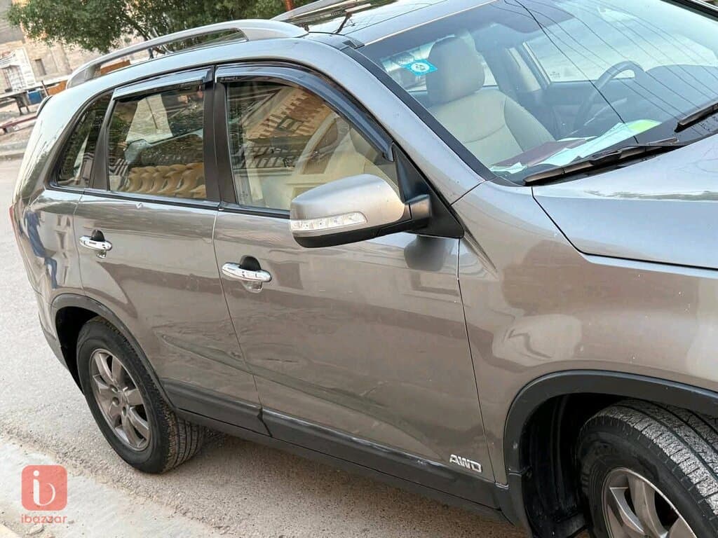 KIA Sorento LX 2