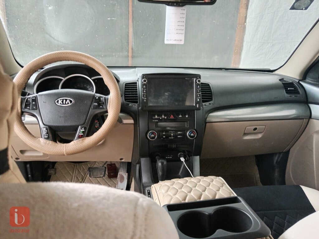 KIA Sorento LX 10