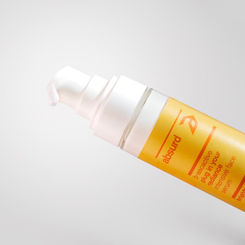 Brightening Facial Serum with Vitamin C - Plug in Your Radiance 2