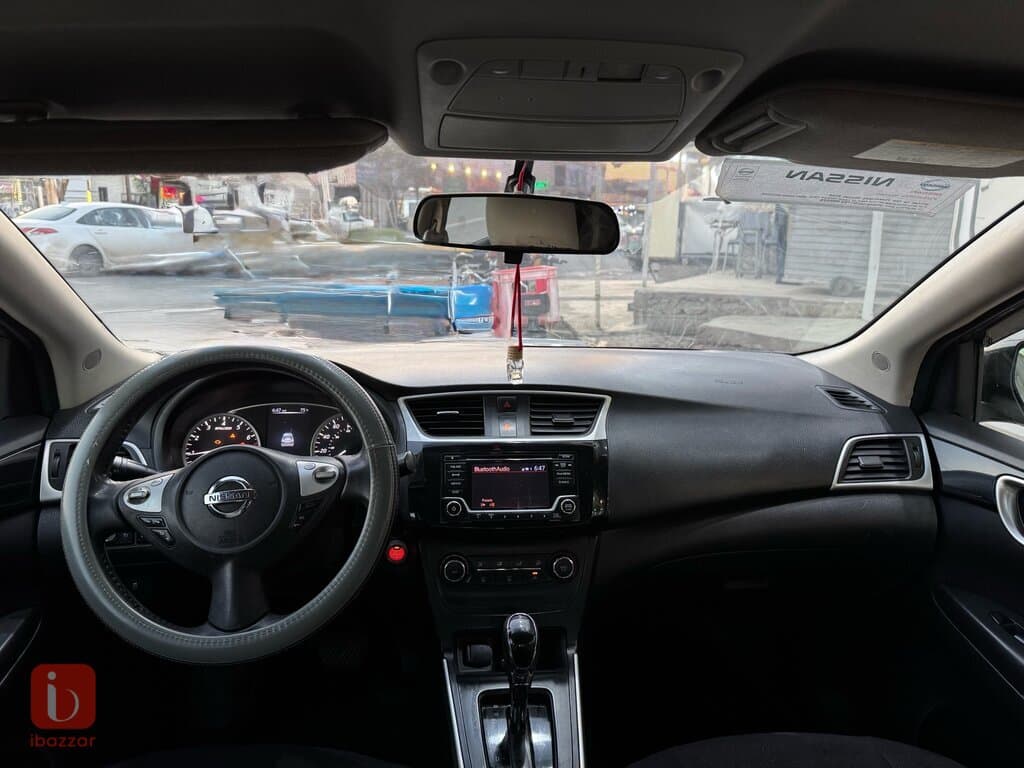 Nissan Sentra SV 2