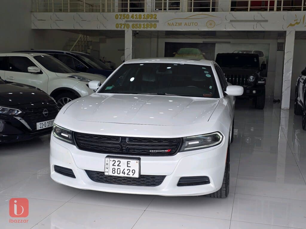 Dodge Charger SXT Plus 3