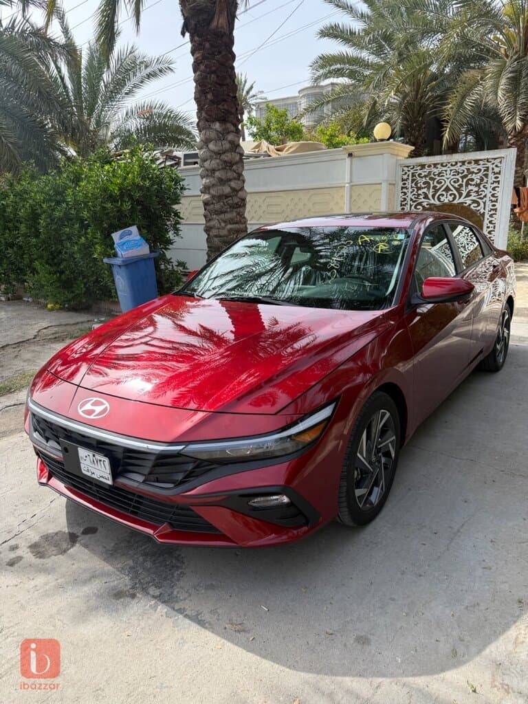 Hyundai Elantra GLS 1