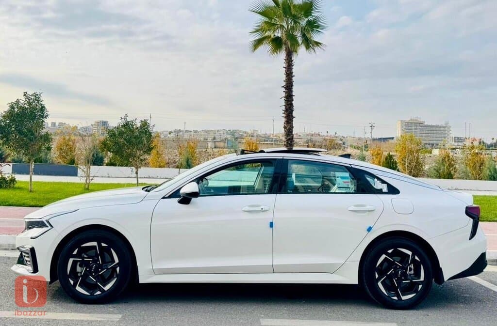 KIA K5 9