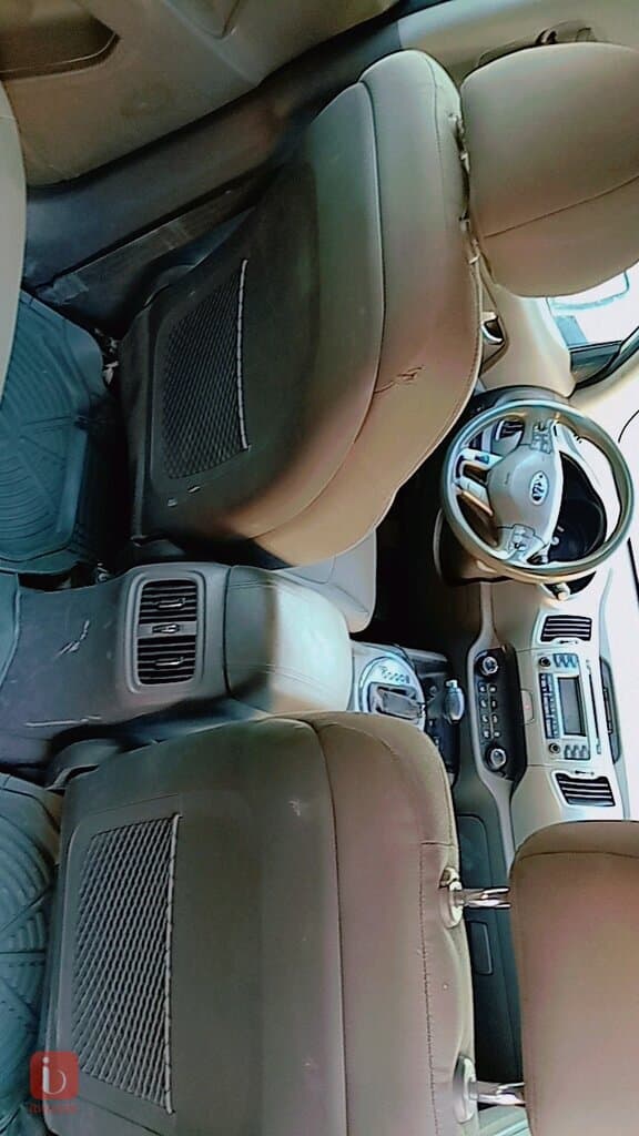 KIA Sportage EX 9