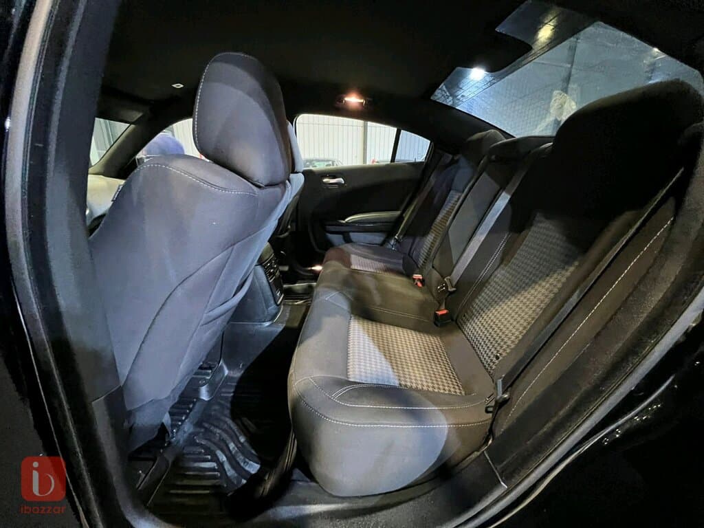 Dodge Charger SXT 9