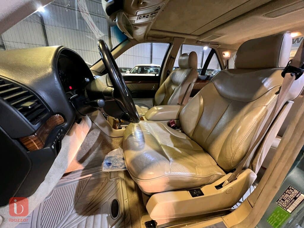 Mercedes-Benz S-Class 9