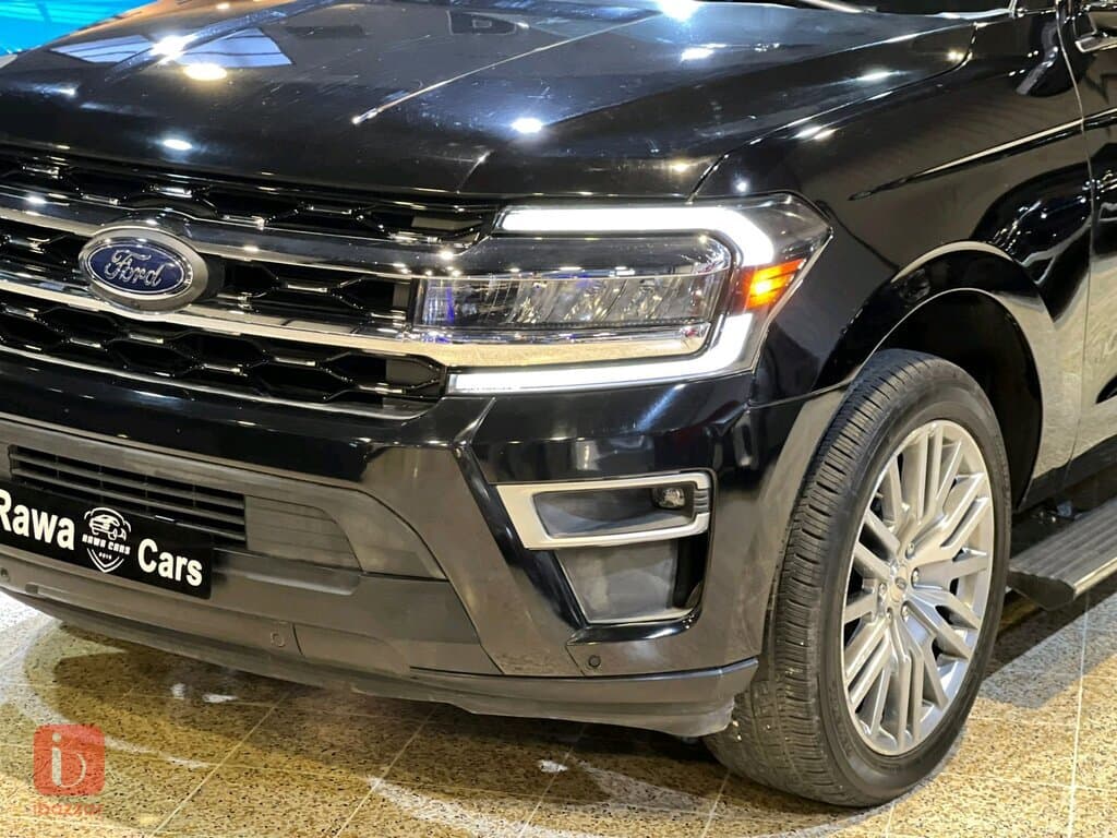 Ford Explorer 2