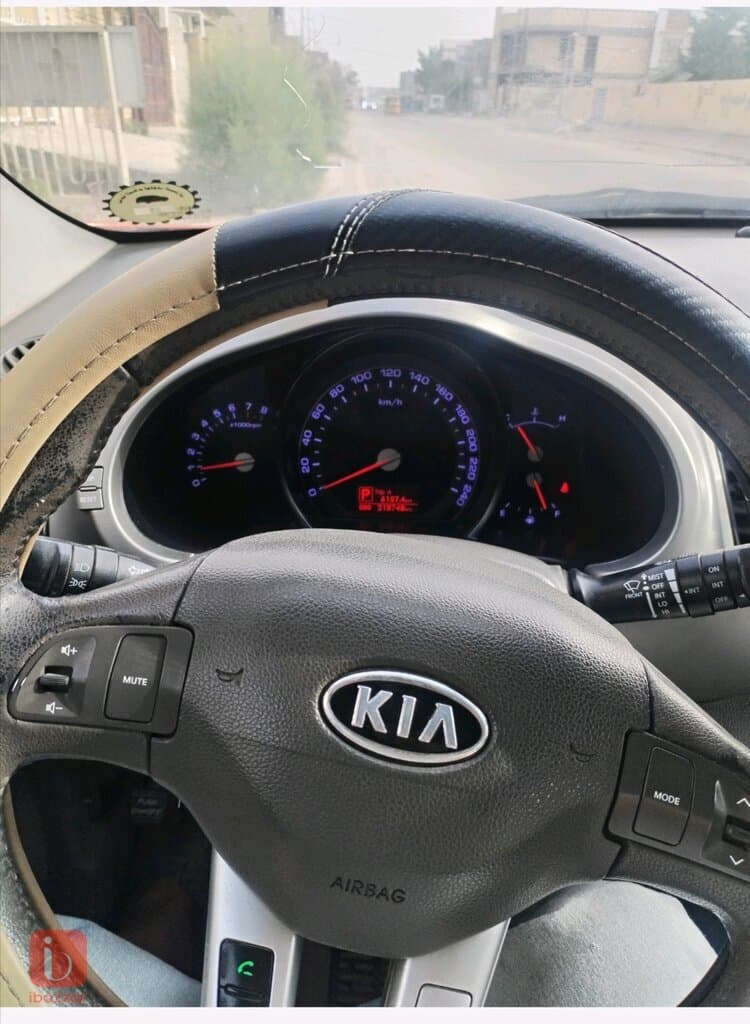 KIA Sportage LX 6