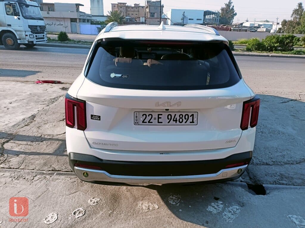 KIA Sorento 4