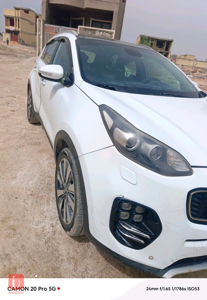 KIA Sportage EX 2