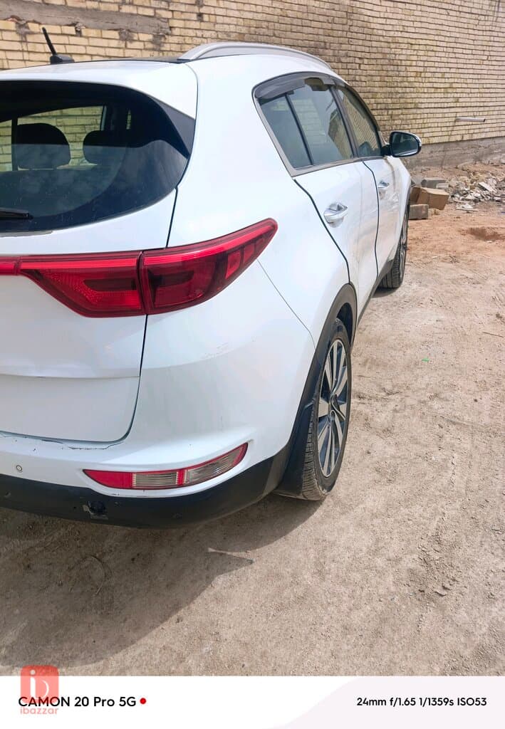 KIA Sportage EX 3