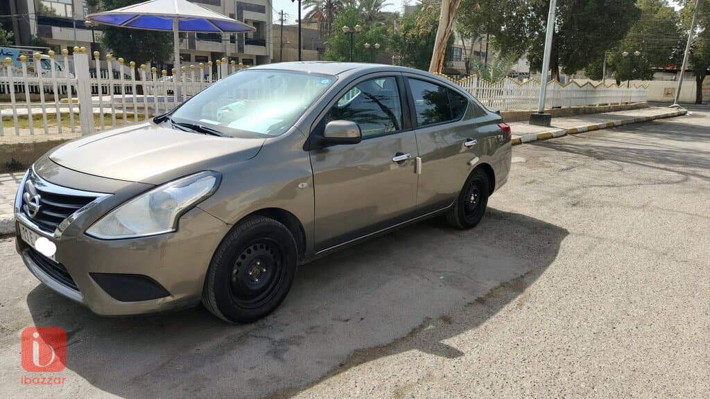 Nissan Sunny 1