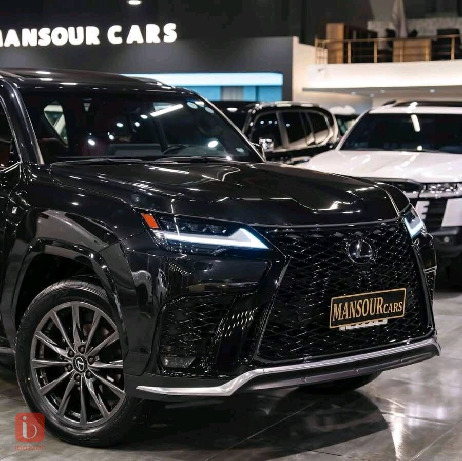 Lexus LX600 F Sport 3