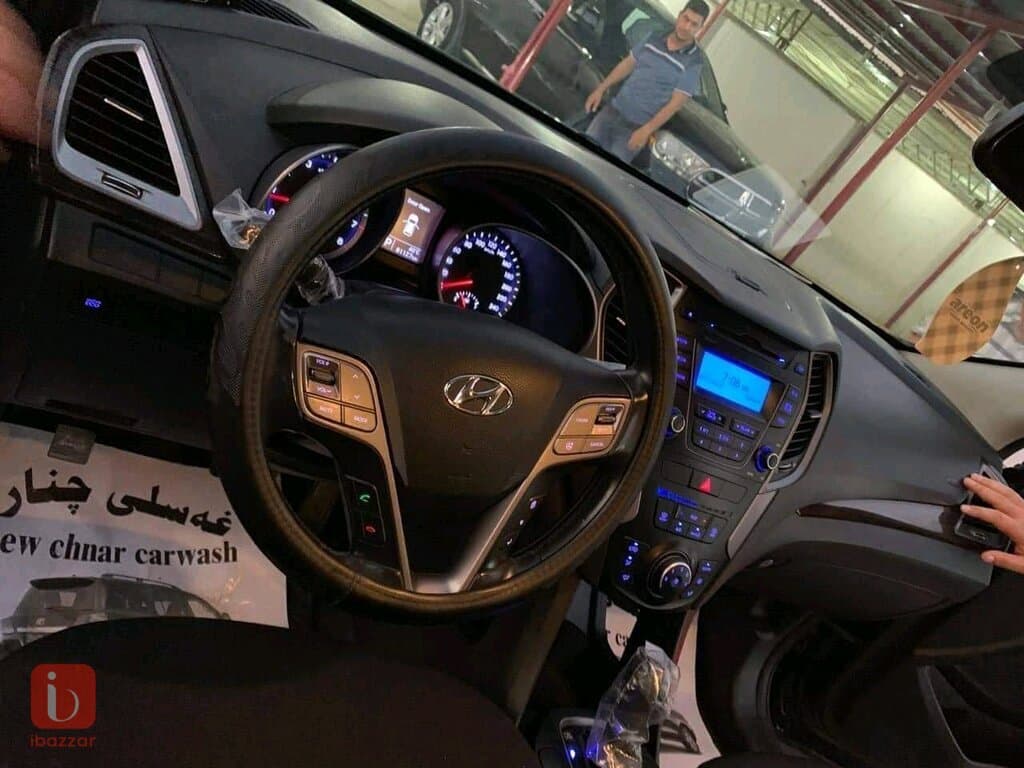 Hyundai Santa Fe Standard 3