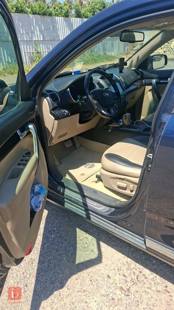 KIA Sorento 5