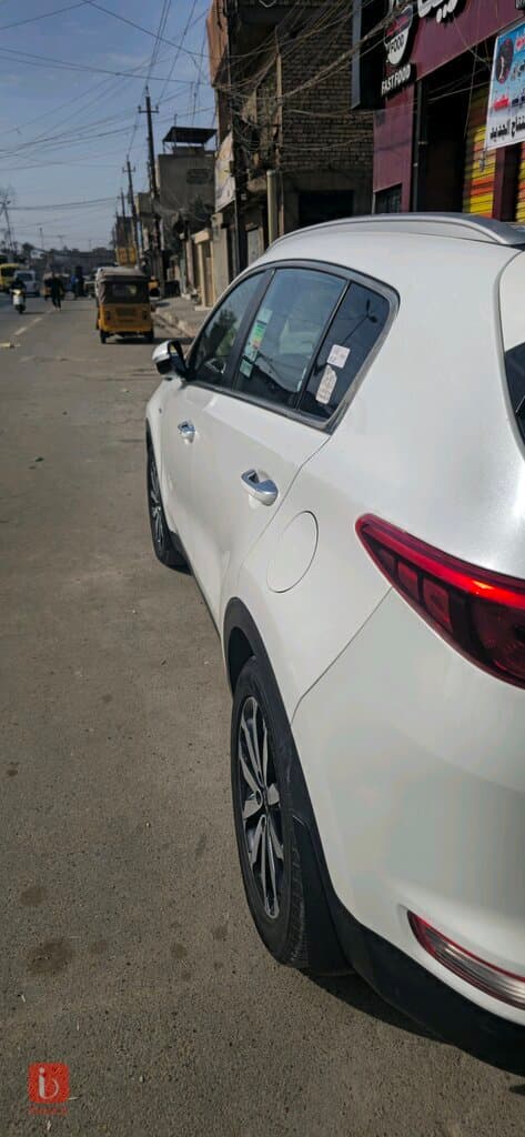 KIA Sportage EX 3