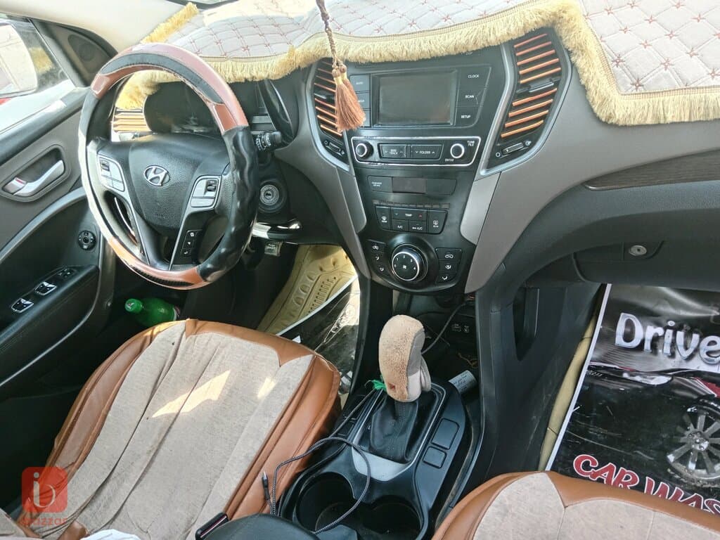 Hyundai Santa Fe 4