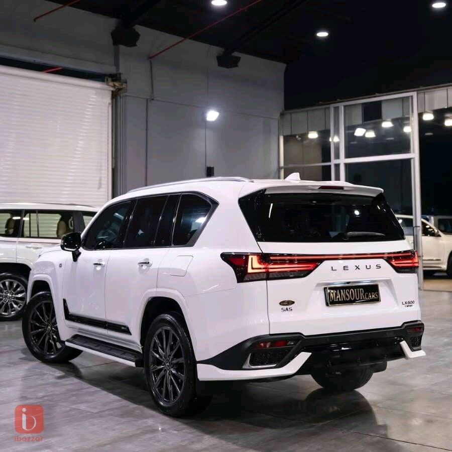 Lexus LX600 F Sport 4
