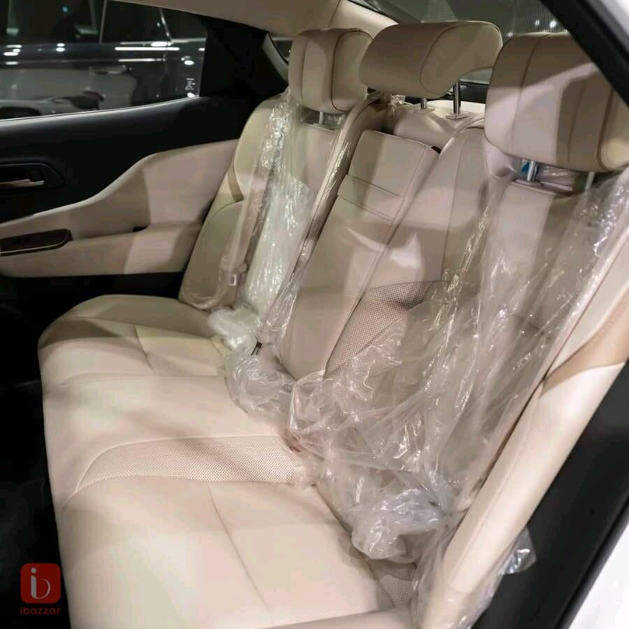 Toyota Crown 5