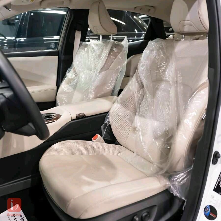 Toyota Crown 9