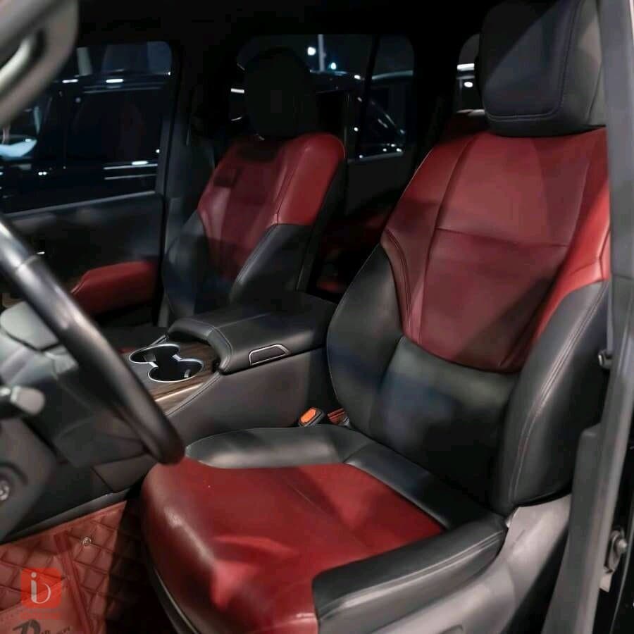 Toyota Land Cruiser VXR 9