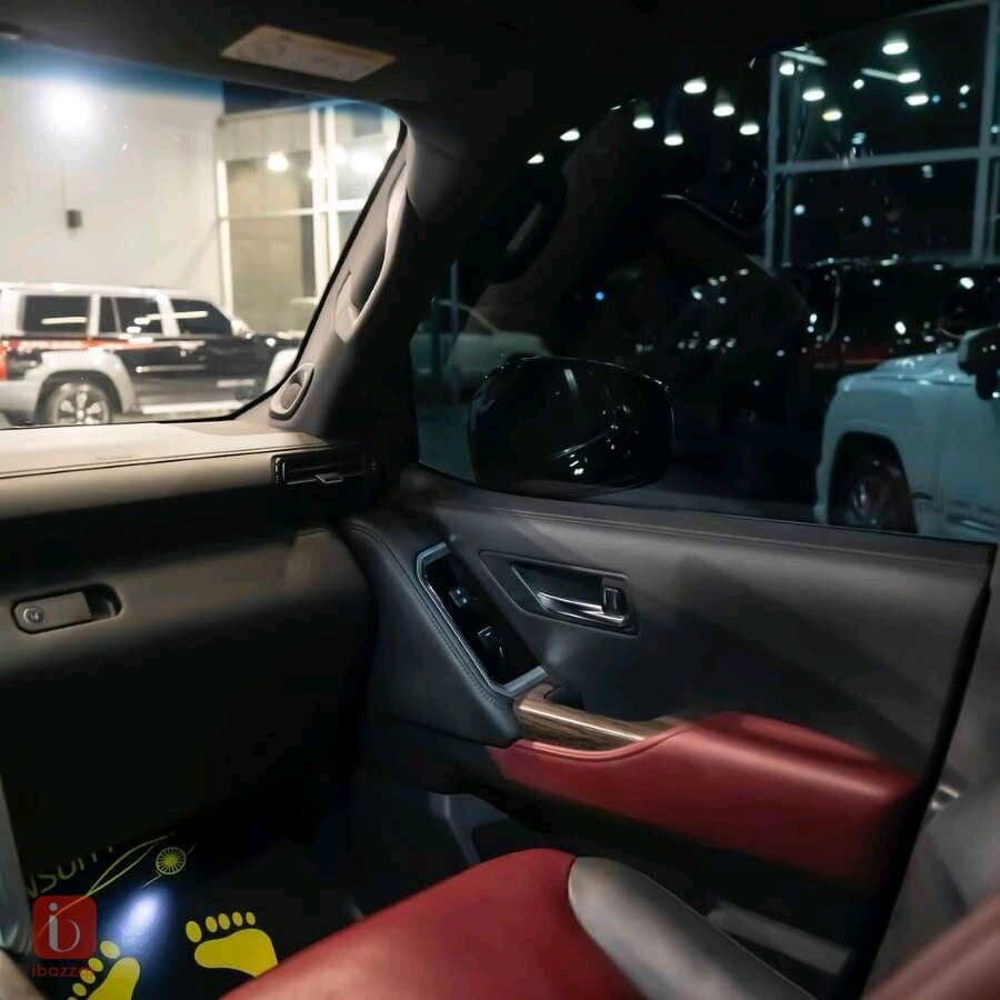 Toyota Land Cruiser VXR Twin Turbo 9