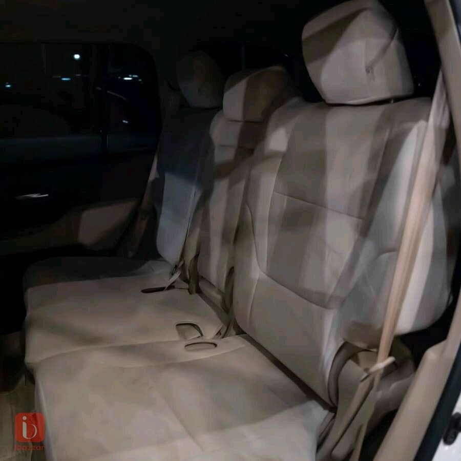 Toyota Land Cruiser GXR 7