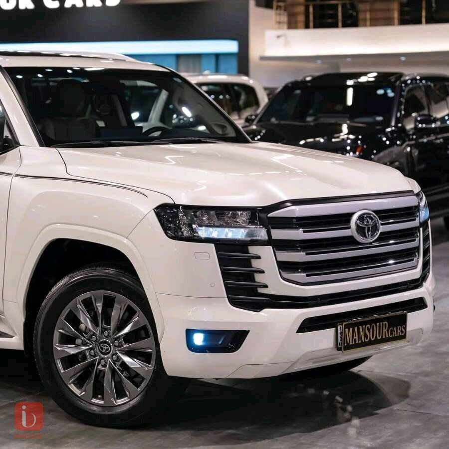 Toyota Land Cruiser GXR Twin Turbo 3