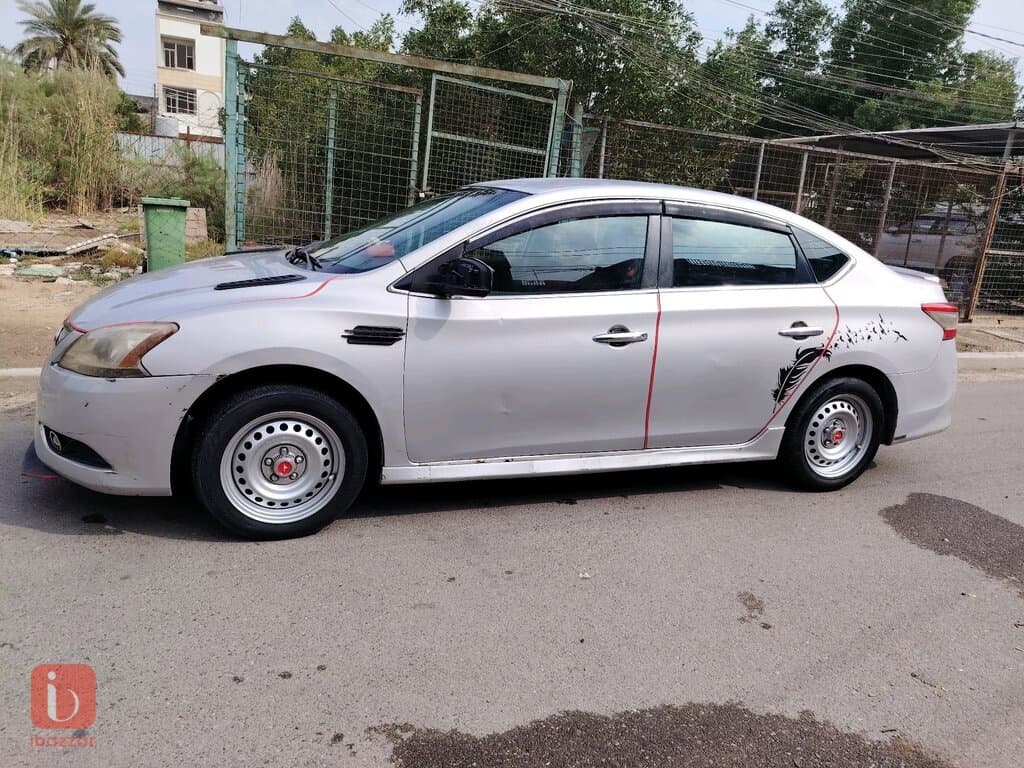 Nissan Sentra SR 6