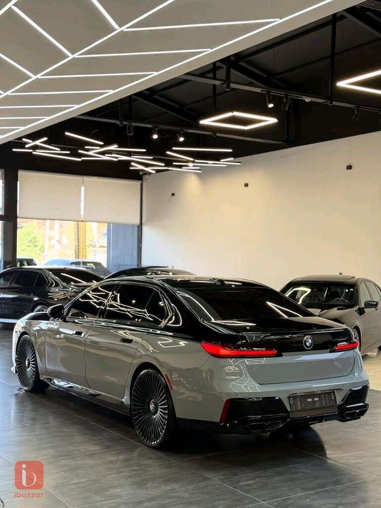 BMW 7-Series 760i 6