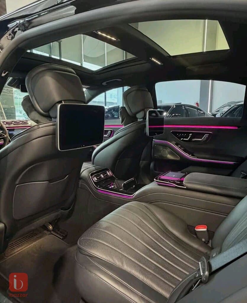 Mercedes-Benz S-Class S 500 8